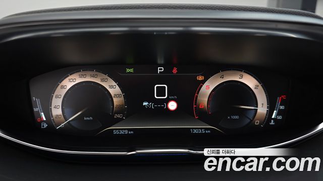 Peugeot 3008 2020 — photo 11