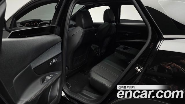 Peugeot 3008 2020 — photo 16