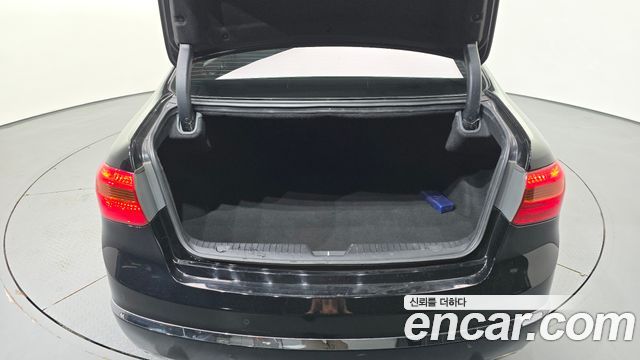 Kia K7 2011 — photo 18