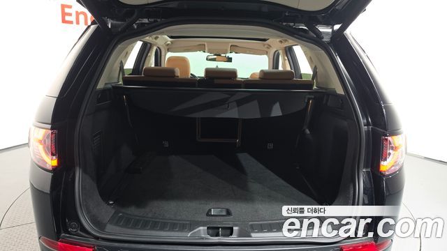 Land Rover Discovery Sport 2019 — photo 23