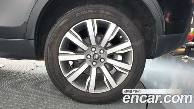 Land Rover Discovery Sport 2019 — photo 7