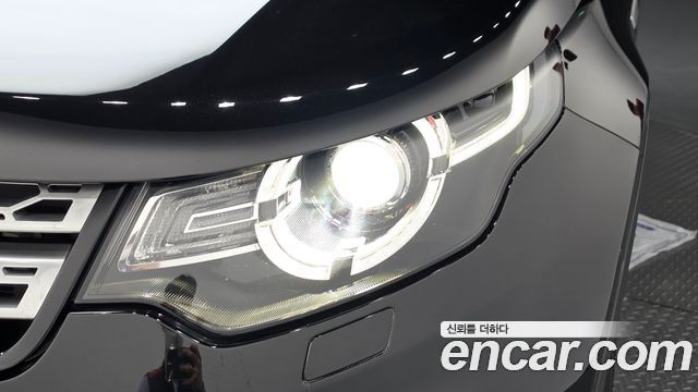 Land Rover Discovery Sport 2019 — photo 8