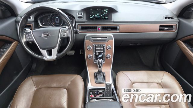 Volvo XC70 2016 — photo 7