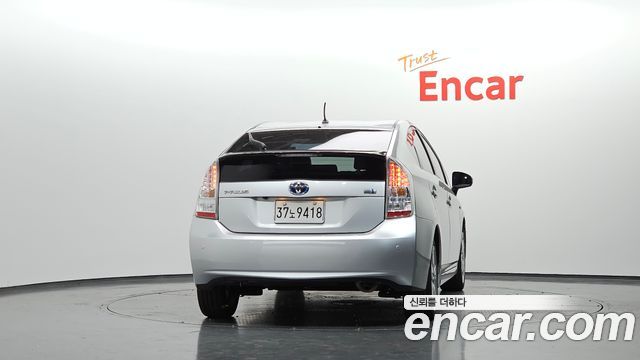 Toyota Prius 2011 — photo 4