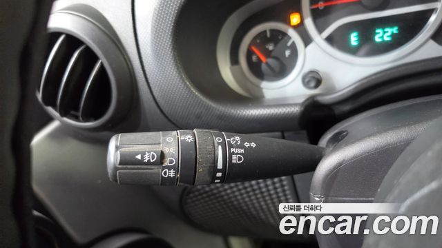 Jeep Wrangler 2010 — photo 21
