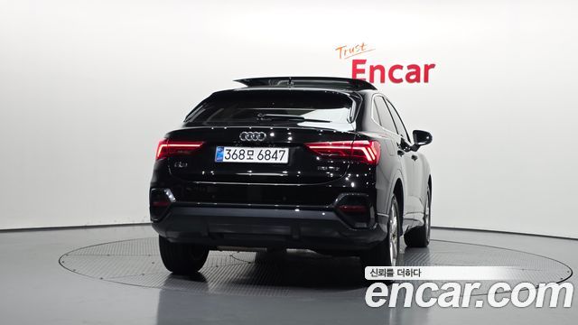 Audi Q3 2023 — photo 4