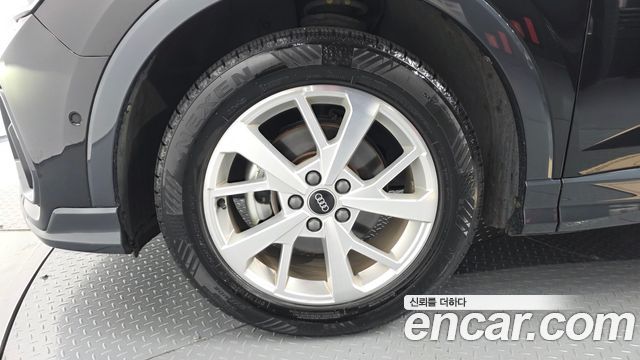 Audi Q3 2023 — photo 5
