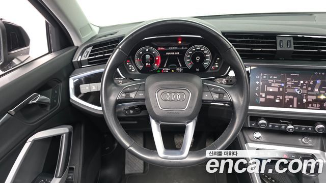 Audi Q3 2023 — photo 19