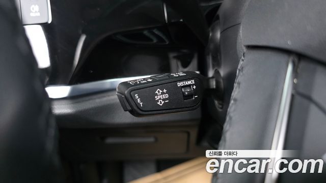 Audi Q3 2023 — photo 24