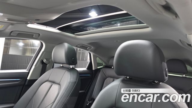 Audi Q3 2023 — photo 25