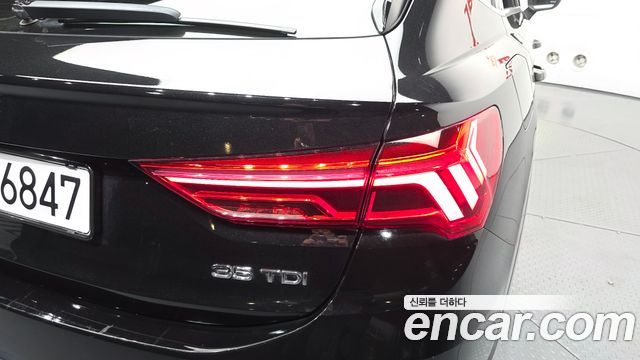 Audi Q3 2023 — photo 9