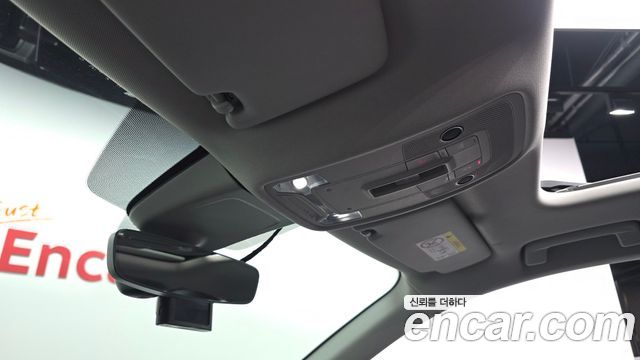 Audi Q3 2023 — photo 31