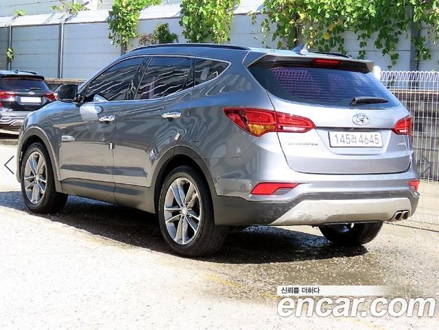 Hyundai Santafe 2017 — photo 3