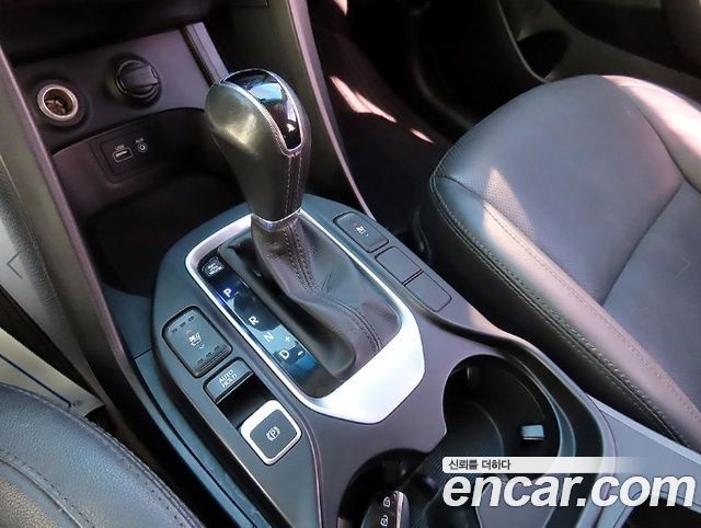 Hyundai Santafe 2017 — photo 10