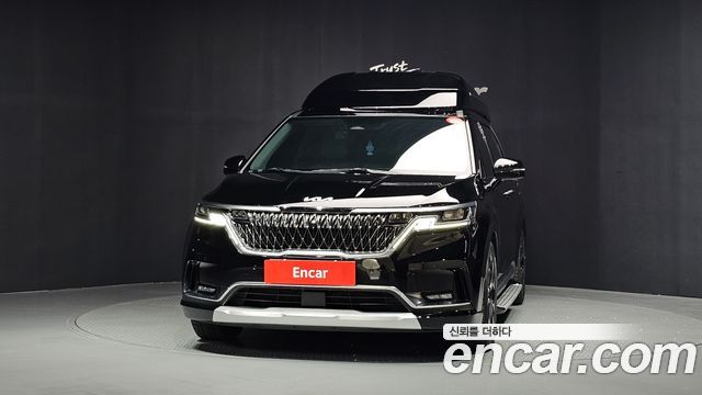 Kia Canival 2021 — photo 3