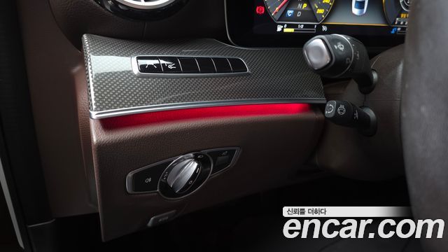 Mercedes-Benz CLS-Class 2019 — photo 25