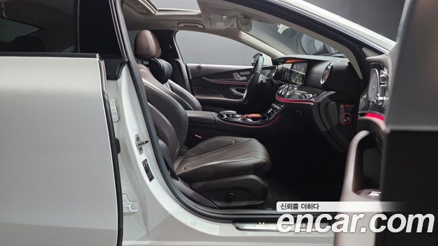 Mercedes-Benz CLS-Class 2019 — photo 16