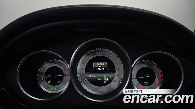 Mercedes-Benz CLS-Class 2017 — photo 8