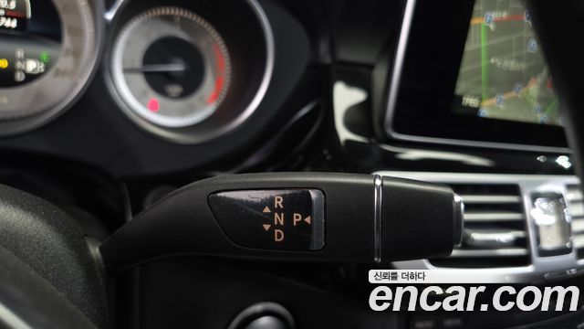 Mercedes-Benz CLS-Class 2017 — photo 9