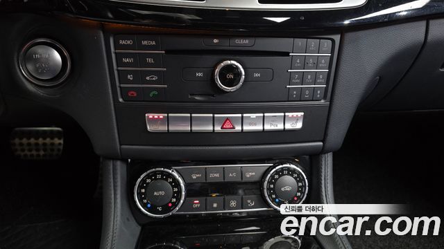 Mercedes-Benz CLS-Class 2017 — photo 17