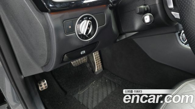 Mercedes-Benz CLS-Class 2017 — photo 19