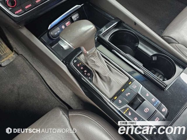Kia K7 2016 — photo 9