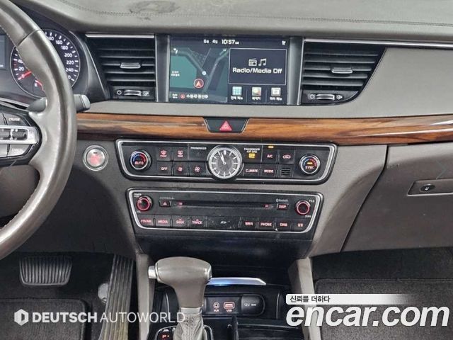 Kia K7 2016 — photo 14