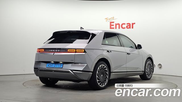 Hyundai Ioniq5 2023 — photo 2