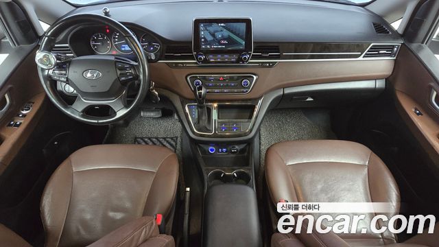 Hyundai Starex 2018 — photo 7