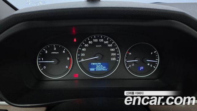 Hyundai Starex 2018 — photo 8