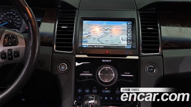 Ford Taurus 2016 — photo 20