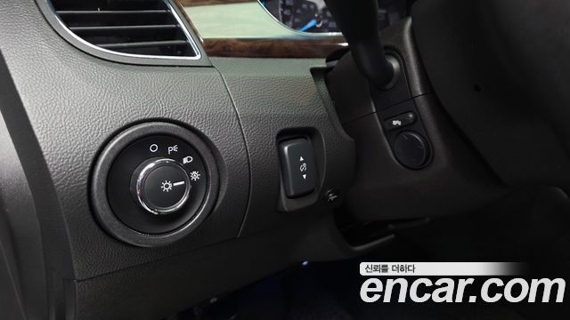 Ford Taurus 2016 — photo 25