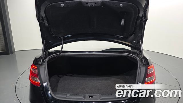 Ford Taurus 2016 — photo 33