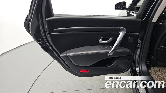 Renault Korea SM7 2016 — photo 15