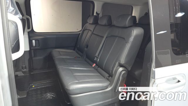 Hyundai Staria 2023 — photo 17