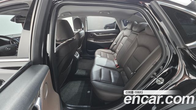 Hyundai Grandeur 2019 — photo 17