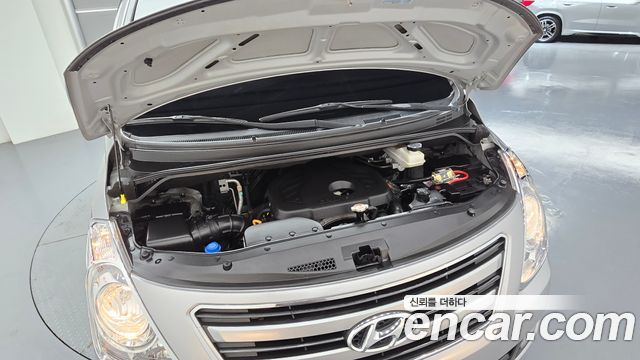 Hyundai Starex 2016 — photo 6
