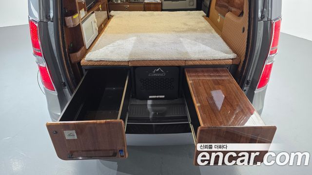 Hyundai Starex 2016 — photo 17