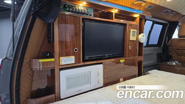 Hyundai Starex 2016 — photo 18