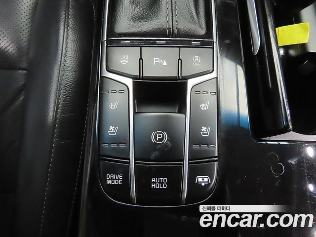 Kia K7 2017 — photo 15