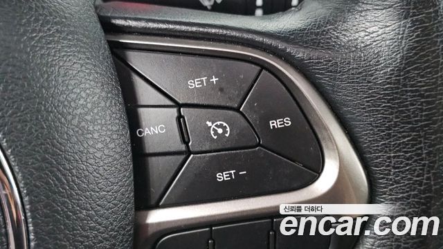 Jeep Renegade 2021 — photo 17