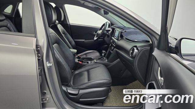 Hyundai Kona 2018 — photo 17