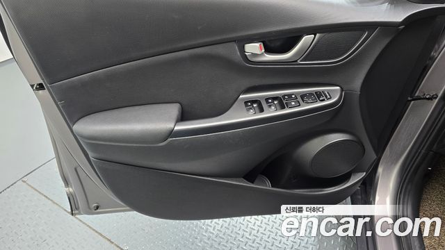 Hyundai Kona 2018 — photo 14