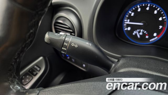 Hyundai Kona 2018 — photo 28