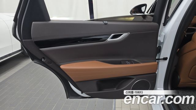 Genesis G80 2021 — photo 15