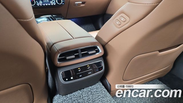 Genesis G80 2021 — photo 31