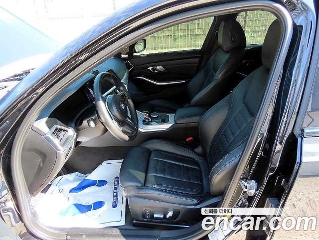 BMW 3-Series 2021 — photo 5