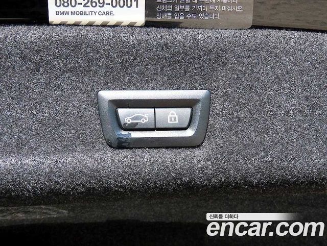 BMW 3-Series 2021 — photo 16