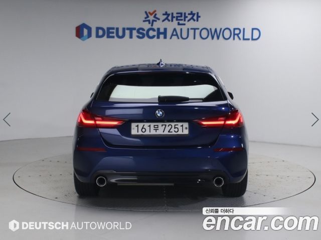 BMW 1-Series 2020 — photo 2