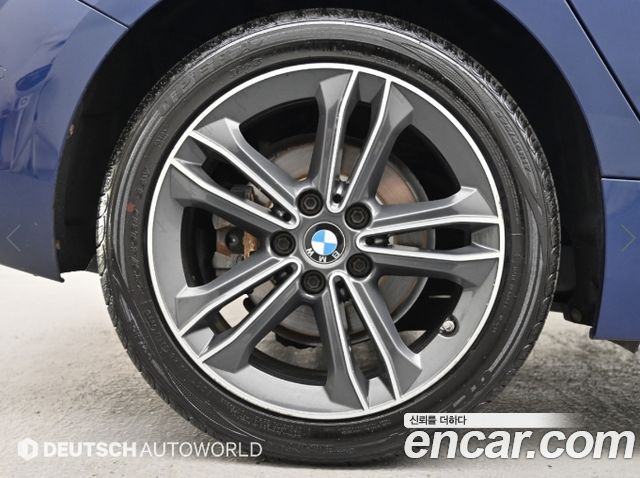 BMW 1-Series 2020 — photo 5